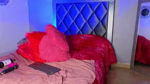 Snapshot of ashleybrend chatting on 11, 1, 2025 CAMILA online show from 11, 1, 2025