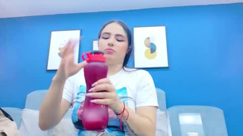 Ashley Evans online show from 5, 11, 2025