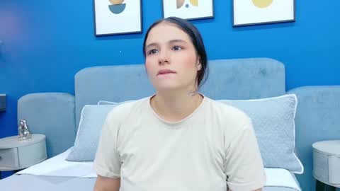 Ashley Evans online show from 14, 11, 2025