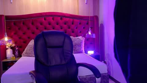 Ashley  online show from 15, 11, 2025