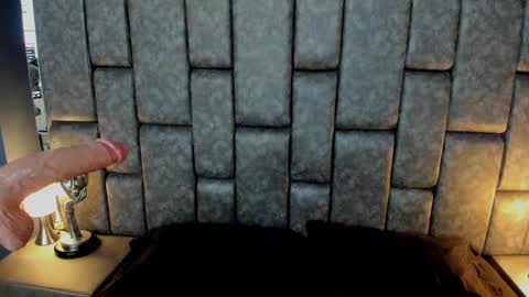 ASHLEY  My schedule 600 - 1400 GMT -5 online show from 20, 2, 2025