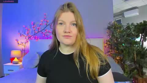 Snapshot of ashleyjonse chatting on 18, 5, 2026 AshleyJonse online show from 18, 5, 2026