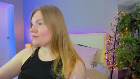 Snapshot of ashleyjonse chatting on 1, 6, 2026 AshleyJonse online show from 1, 6, 2026