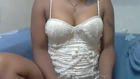 ashleyqueen X online show from 18, 11, 2025