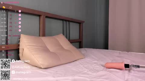 Ashley online show from 7, 10, 2025