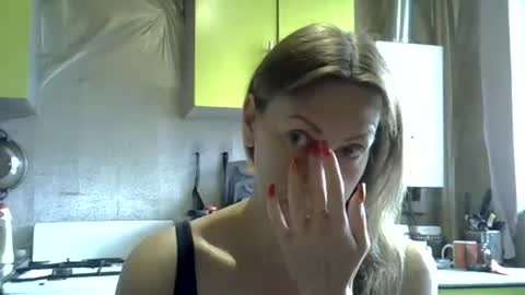 Snapshot of ashleyxhoney chatting on 25, 6, 2026 AshleyXHoney online show from 25, 6, 2026