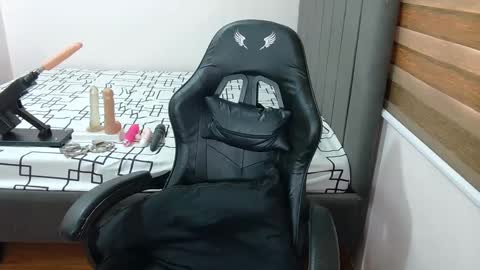 ashly online show from 17, 1, 2025