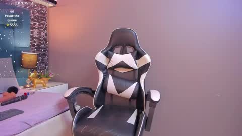 ashlye_miller_ online show from 28, 12, 2024