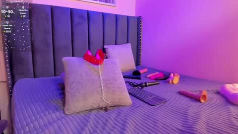 ashlye_miller_ online show from 5, 2, 2025