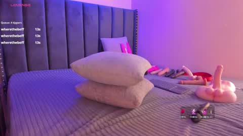 ashlye_miller_ online show from 6, 3, 2025
