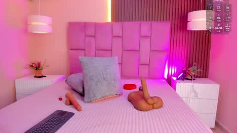 Snapshot of ashlye_miller_ chatting on 28, 4, 2026 ashlye_miller_ online show from 28, 4, 2026