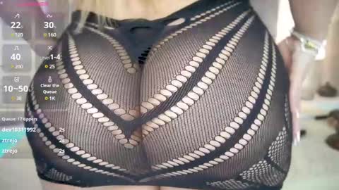 Snapshot of ashlye_stone chatting on 28, 1, 2025 Paula Baleta  online show from 28, 1, 2025