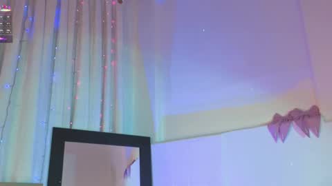 Snapshot of ashlynnlowe_ chatting on 19, 4, 2026 Ash online show from 19, 4, 2026