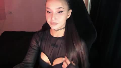 Snapshot of ashmila chatting on 17, 6, 2026 Mila online show from 17, 6, 2026