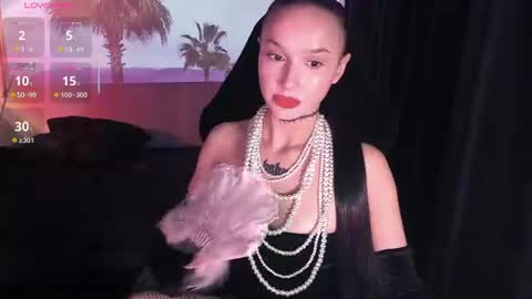 Snapshot of ashmila chatting on 5, 7, 2026 Mila online show from 5, 7, 2026