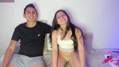 Snapshot of ashton_27 chatting on 21, 1, 2025 Ashton and Sophia lov online show from 21, 1, 2025