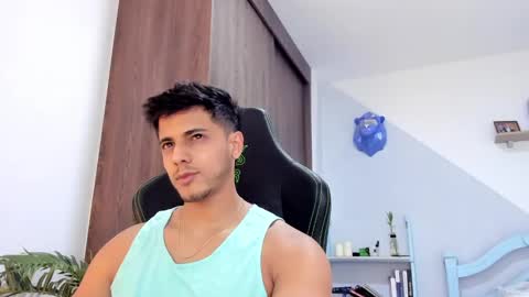 Snapshot of ashton_coleman_ chatting on 23, 12, 2024 my name real is camilo online show from 23, 12, 2024