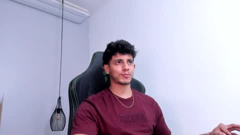 Snapshot of ashton_coleman_ chatting on 11, 2, 2025 my name real is camilo online show from 11, 2, 2025