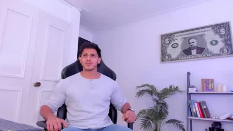 Snapshot of ashton_coleman_ chatting on 18, 9, 2025 my name real is camilo online show from 18, 9, 2025