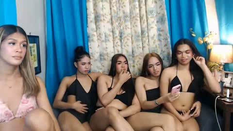 Snapshot of asian2cum4uxxx_sam chatting on 7, 7, 2026 asian2cum4uxxx_sam online show from 7, 7, 2026