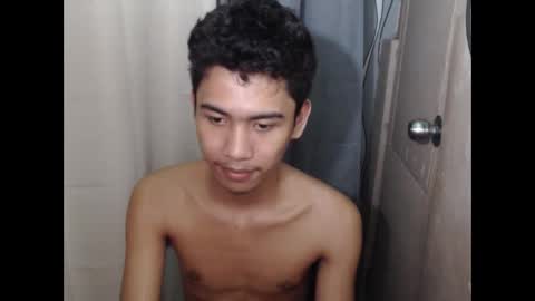 asian_ainsley69 online show from 20, 4, 2026