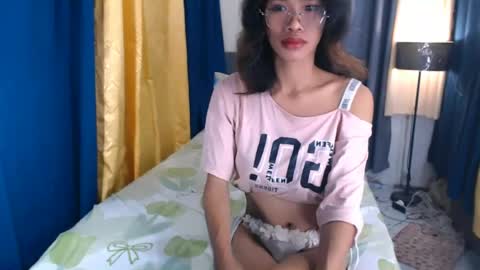 Snapshot of asian_hotsexy chatting on 27, 6, 2026 asian_hotsexy online show from 27, 6, 2026