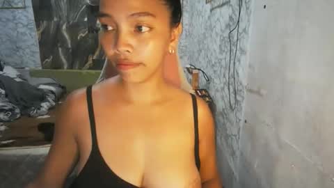 Snapshot of asian_janeth chatting on 5, 6, 2026 im janeth single mom online show from 5, 6, 2026
