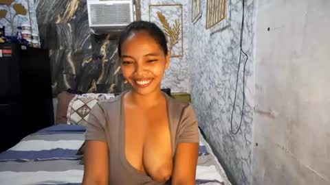 Snapshot of asian_janeth chatting on 9, 7, 2026 im janeth single mom online show from 9, 7, 2026