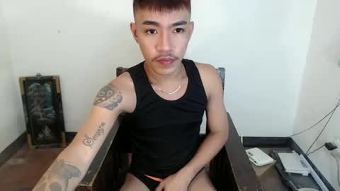 Snapshot of asian_kimxxx chatting on 14, 12, 2025 don online show from 14, 12, 2025