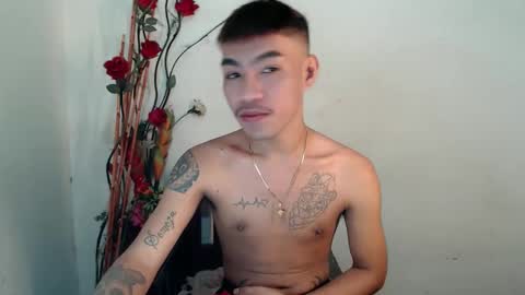 Snapshot of asian_kimxxx chatting on 17, 12, 2025 don online show from 17, 12, 2025