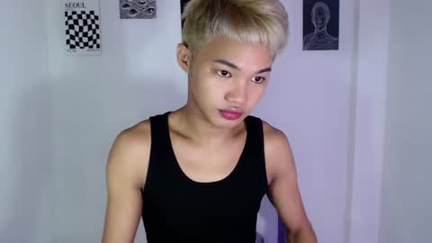 asian_lover05 online show from 20, 7, 2026