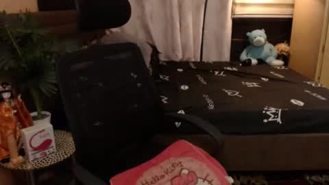 Snapshot of asian_princess15 chatting on 23, 1, 2025 angela online show from 23, 1, 2025