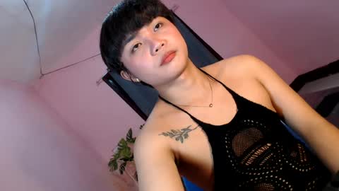 Snapshot of asian_reyshell chatting on 27, 6, 2026 Reyshell online show from 27, 6, 2026