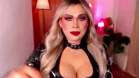 Snapshot of asianassetxxx chatting on 2, 10, 2025 nicole online show from 2, 10, 2025