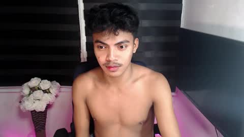 Snapshot of asianboyhunt chatting on 8, 2, 2025 Fev online show from 8, 2, 2025