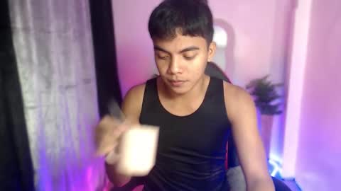 Snapshot of asianboyhunt chatting on 9, 10, 2025 Fev online show from 9, 10, 2025