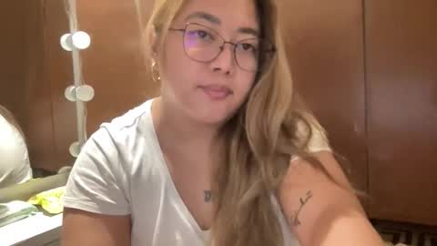 Curvy online show from 4, 6, 2026