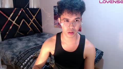 asiancum_peter online show from 24, 3, 2026