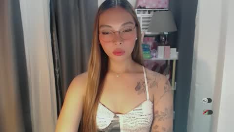 Snapshot of asianhottiesttamira chatting on 18, 5, 2026 HI IM TAMIRA LOOKING FOR SERIOUS RELATIONSHIP online show from 18, 5, 2026