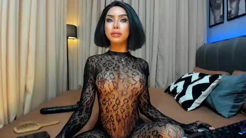 Snapshot of asianhugecockcindy chatting on 22, 12, 2024 asianhugecockcindy online show from 22, 12, 2024