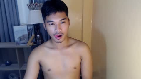 asianhunk_jamesx online show from 13, 10, 2025
