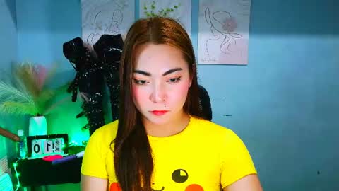 Snapshot of asianmica chatting on 10, 6, 2026 asianmica online show from 10, 6, 2026