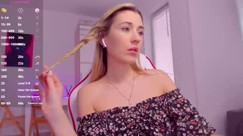 Caroline online show from 2, 3, 2025