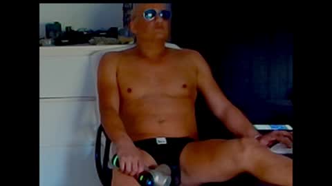 Snapshot of askil8802 chatting on 5, 5, 2026 askil8802 online show from 5, 5, 2026