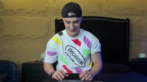 Aslan  online show from 19, 3, 2026