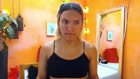 ASLY online show from 8, 1, 2025