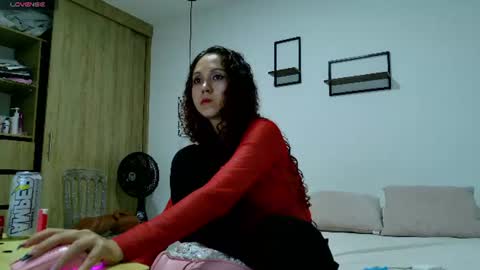 Snapshot of aslysande chatting on 21, 6, 2026 aslysande online show from 21, 6, 2026