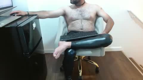 Snapshot of assfuck03 chatting on 18, 9, 2025 latex online show from 18, 9, 2025