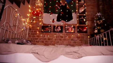 Eva online show from 23, 12, 2025