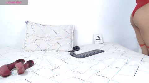 Snapshot of astrid__v chatting on 3, 3, 2026 Astrid online show from 3, 3, 2026